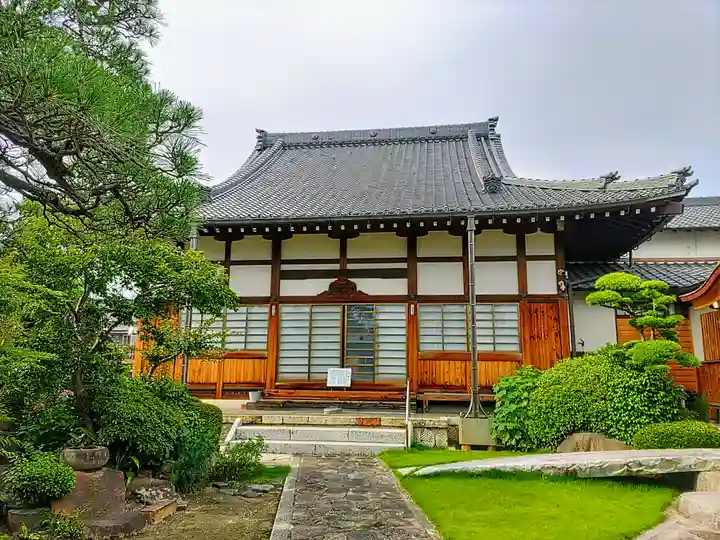 成道寺の本殿・本堂