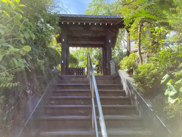 光照寺の山門・神門
