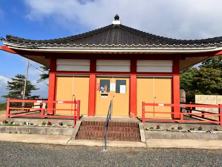 至幸院の{uncategorized: "未分類", other: "その他", undefined: "問題あり", building: "その他建物", grave: "お墓", sacred_gate: "鳥居", guardian: "狛犬", statue: "像", buddha: "仏像", history: "歴史", nature: "自然", garden: "庭園", animal: "動物", pagoda: "塔", temizu: "手水舎", mountain_gate: "山門・神門", sanctuary: "本殿・本堂", subordinate: "末社・摂社", art: "芸術", scenery: "景色", jizo: "地蔵", ema: "絵馬", goshuin: "御朱印", omikuji: "おみくじ", items: "授与品その他", amulet: "お守り", goshuincho: "御朱印帳", eats: "食事", festival: "お祭り", votive_dance: "神楽", shichigosan: "七五三参", wedding: "結婚式", experience: "体験その他", initially: "初詣", around: "周辺", anti_infection: "感染症対策"}