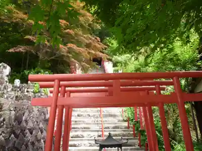 不盡山　龍祥寺の鳥居
