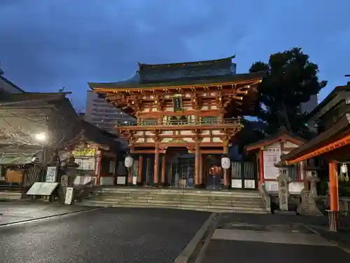生田神社の{uncategorized: "未分類", other: "その他", undefined: "問題あり", building: "その他建物", grave: "お墓", sacred_gate: "鳥居", guardian: "狛犬", statue: "像", buddha: "仏像", history: "歴史", nature: "自然", garden: "庭園", animal: "動物", pagoda: "塔", temizu: "手水舎", mountain_gate: "山門・神門", sanctuary: "本殿・本堂", subordinate: "末社・摂社", art: "芸術", scenery: "景色", jizo: "地蔵", ema: "絵馬", goshuin: "御朱印", omikuji: "おみくじ", items: "授与品その他", amulet: "お守り", goshuincho: "御朱印帳", eats: "食事", festival: "お祭り", votive_dance: "神楽", shichigosan: "七五三参", wedding: "結婚式", experience: "体験その他", initially: "初詣", around: "周辺", anti_infection: "感染症対策"}