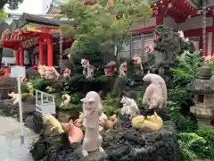 京濱伏見稲荷神社の狛犬