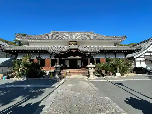 國前寺の本殿