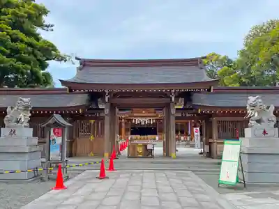 亀ケ池八幡宮の山門・神門