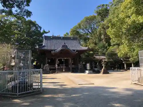 岡山神社の本殿・本堂