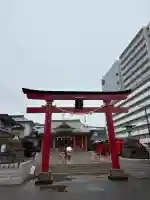 東京羽田 穴守稲荷神社の{uncategorized: "未分類", other: "その他", undefined: "問題あり", building: "その他建物", grave: "お墓", sacred_gate: "鳥居", guardian: "狛犬", statue: "像", buddha: "仏像", history: "歴史", nature: "自然", garden: "庭園", animal: "動物", pagoda: "塔", temizu: "手水舎", mountain_gate: "山門・神門", sanctuary: "本殿・本堂", subordinate: "末社・摂社", art: "芸術", scenery: "景色", jizo: "地蔵", ema: "絵馬", goshuin: "御朱印", omikuji: "おみくじ", items: "授与品その他", amulet: "お守り", goshuincho: "御朱印帳", eats: "食事", festival: "お祭り", votive_dance: "神楽", shichigosan: "七五三参", wedding: "結婚式", experience: "体験その他", initially: "初詣", around: "周辺", anti_infection: "感染症対策"}