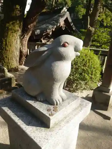 岡崎神社の狛犬