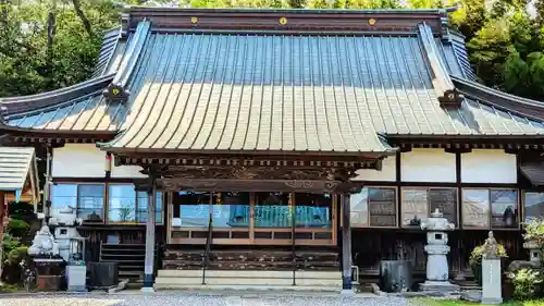 観音寺の本殿・本堂