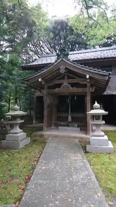 日吉神社の本殿・本堂