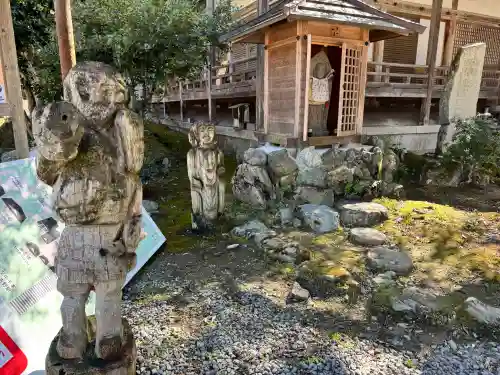 如意輪寺の{uncategorized: "未分類", other: "その他", undefined: "問題あり", building: "その他建物", grave: "お墓", sacred_gate: "鳥居", guardian: "狛犬", statue: "像", buddha: "仏像", history: "歴史", nature: "自然", garden: "庭園", animal: "動物", pagoda: "塔", temizu: "手水舎", mountain_gate: "山門・神門", sanctuary: "本殿・本堂", subordinate: "末社・摂社", art: "芸術", scenery: "景色", jizo: "地蔵", ema: "絵馬", goshuin: "御朱印", omikuji: "おみくじ", items: "授与品その他", amulet: "お守り", goshuincho: "御朱印帳", eats: "食事", festival: "お祭り", votive_dance: "神楽", shichigosan: "七五三参", wedding: "結婚式", experience: "体験その他", initially: "初詣", around: "周辺", anti_infection: "感染症対策"}