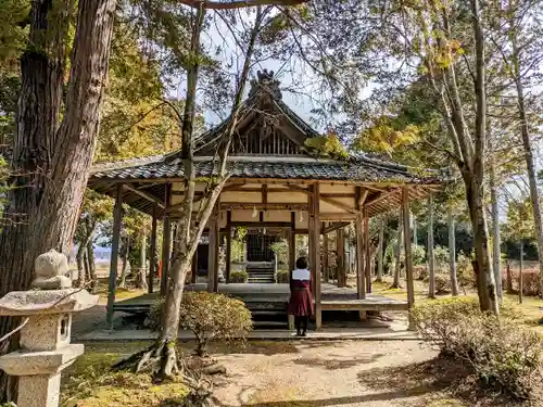 栩原稲荷神社の本殿