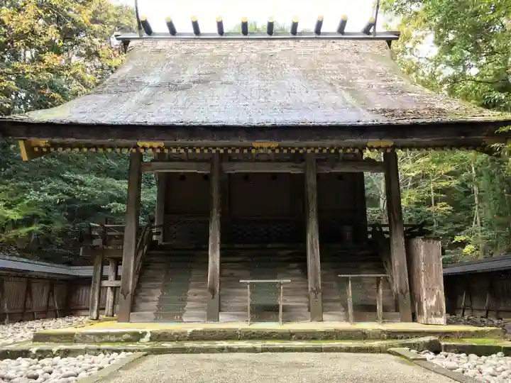 若狭彦神社(上社)の本殿・本堂