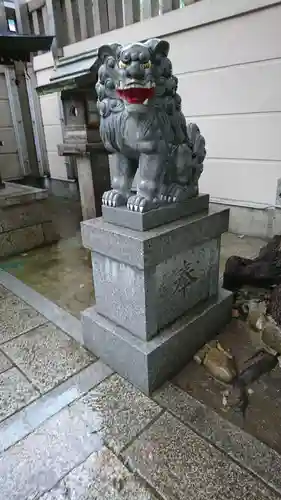 難波神社の狛犬