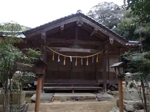 銀山上神社の本殿・本堂
