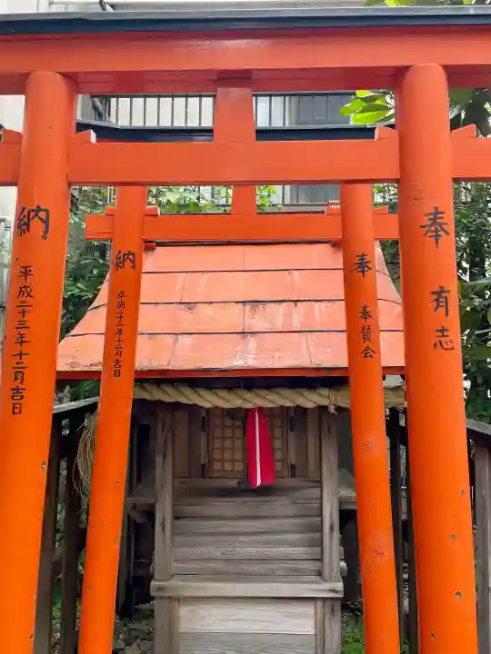 東伏見稲荷神社(東京都)