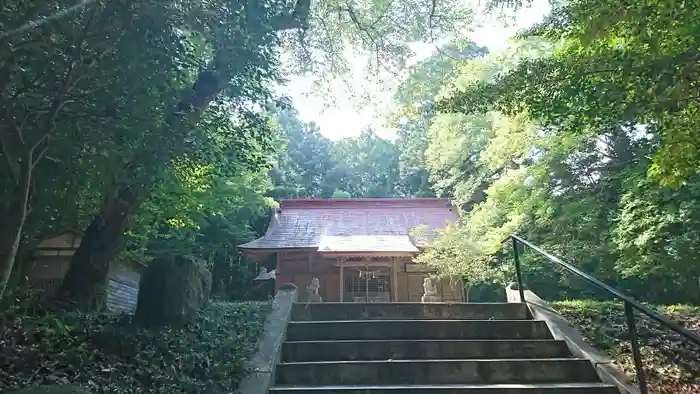 八幡神社の建物その他