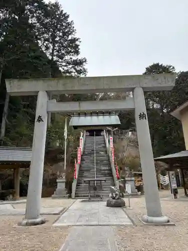 猿田彦三河神社の{uncategorized: "未分類", other: "その他", undefined: "問題あり", building: "その他建物", grave: "お墓", sacred_gate: "鳥居", guardian: "狛犬", statue: "像", buddha: "仏像", history: "歴史", nature: "自然", garden: "庭園", animal: "動物", pagoda: "塔", temizu: "手水舎", mountain_gate: "山門・神門", sanctuary: "本殿・本堂", subordinate: "末社・摂社", art: "芸術", scenery: "景色", jizo: "地蔵", ema: "絵馬", goshuin: "御朱印", omikuji: "おみくじ", items: "授与品その他", amulet: "お守り", goshuincho: "御朱印帳", eats: "食事", festival: "お祭り", votive_dance: "神楽", shichigosan: "七五三参", wedding: "結婚式", experience: "体験その他", initially: "初詣", around: "周辺", anti_infection: "感染症対策"}