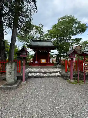 生島足島神社の末社