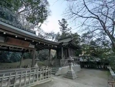 高良神社の{uncategorized: "未分類", other: "その他", undefined: "問題あり", building: "その他建物", grave: "お墓", sacred_gate: "鳥居", guardian: "狛犬", statue: "像", buddha: "仏像", history: "歴史", nature: "自然", garden: "庭園", animal: "動物", pagoda: "塔", temizu: "手水舎", mountain_gate: "山門・神門", sanctuary: "本殿・本堂", subordinate: "末社・摂社", art: "芸術", scenery: "景色", jizo: "地蔵", ema: "絵馬", goshuin: "御朱印", omikuji: "おみくじ", items: "授与品その他", amulet: "お守り", goshuincho: "御朱印帳", eats: "食事", festival: "お祭り", votive_dance: "神楽", shichigosan: "七五三参", wedding: "結婚式", experience: "体験その他", initially: "初詣", around: "周辺", anti_infection: "感染症対策"}