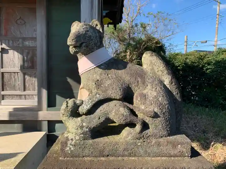 稲生神社の狛犬