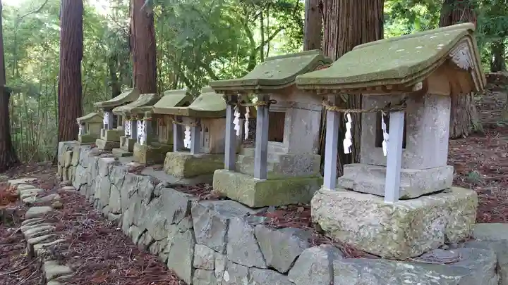 馬脊神社(西之宮)の末社・摂社