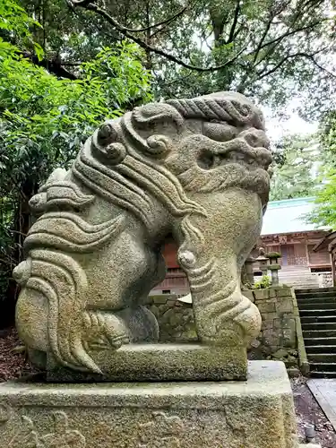 春日神社の狛犬