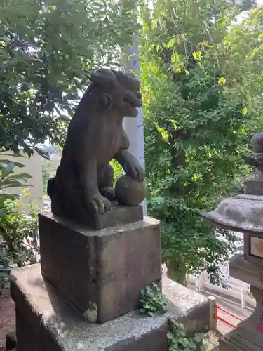 諏訪神社の狛犬