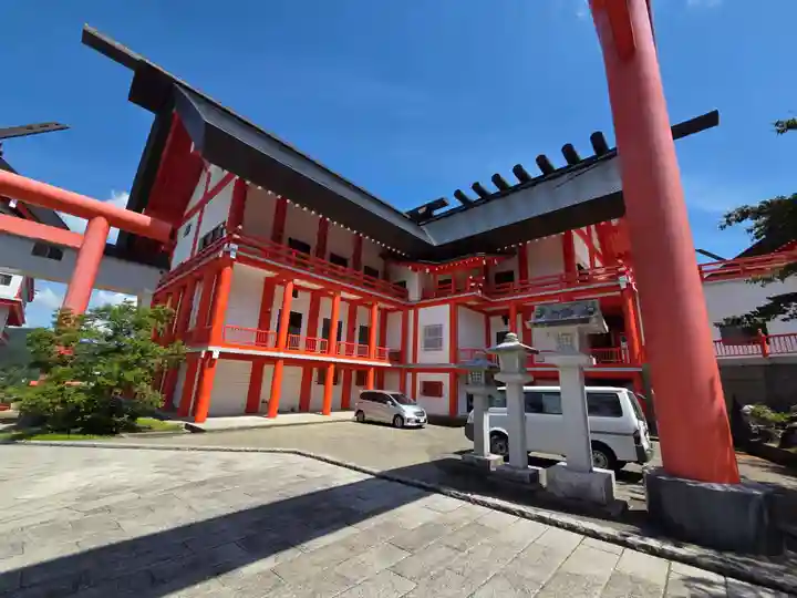 宝徳山稲荷大社(新潟県)