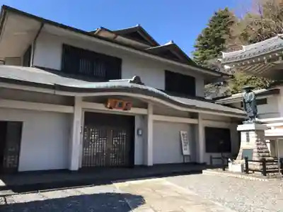 新長谷寺の本殿・本堂
