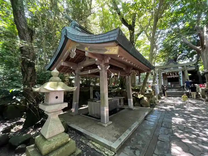 八百富神社の手水舎