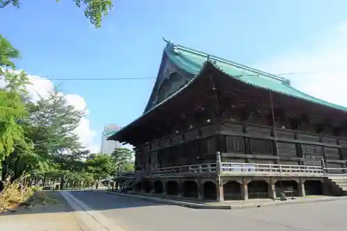 護国寺の本殿・本堂