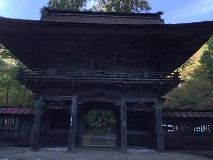 大矢田神社の山門・神門