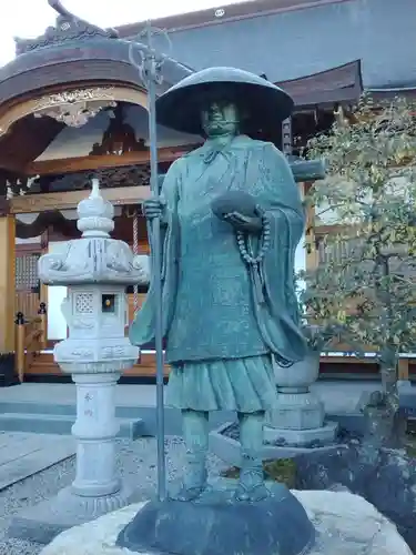 満願寺の像