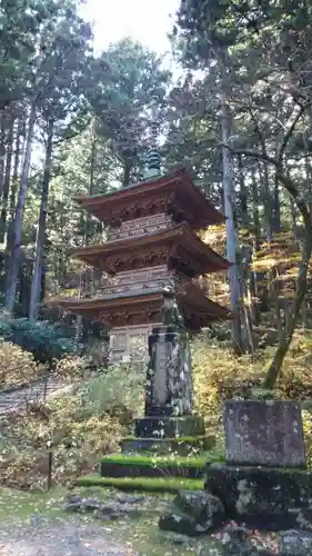 宝積山光前寺の塔