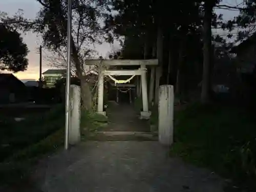 八幡神社の鳥居