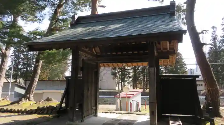 林泉寺の山門・神門