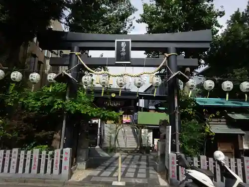 菊名神社の鳥居