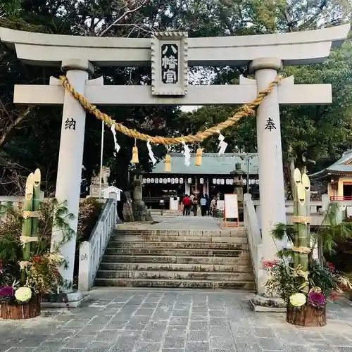 上地八幡宮の鳥居