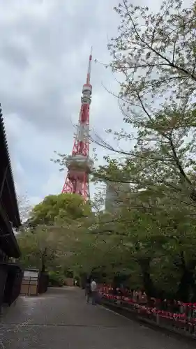 増上寺の{uncategorized: "未分類", other: "その他", undefined: "問題あり", building: "その他建物", grave: "お墓", sacred_gate: "鳥居", guardian: "狛犬", statue: "像", buddha: "仏像", history: "歴史", nature: "自然", garden: "庭園", animal: "動物", pagoda: "塔", temizu: "手水舎", mountain_gate: "山門・神門", sanctuary: "本殿・本堂", subordinate: "末社・摂社", art: "芸術", scenery: "景色", jizo: "地蔵", ema: "絵馬", goshuin: "御朱印", omikuji: "おみくじ", items: "授与品その他", amulet: "お守り", goshuincho: "御朱印帳", eats: "食事", festival: "お祭り", votive_dance: "神楽", shichigosan: "七五三参", wedding: "結婚式", experience: "体験その他", initially: "初詣", around: "周辺", anti_infection: "感染症対策"}