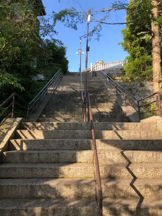 菅原神社の{uncategorized: "未分類", other: "その他", undefined: "問題あり", building: "その他建物", grave: "お墓", sacred_gate: "鳥居", guardian: "狛犬", statue: "像", buddha: "仏像", history: "歴史", nature: "自然", garden: "庭園", animal: "動物", pagoda: "塔", temizu: "手水舎", mountain_gate: "山門・神門", sanctuary: "本殿・本堂", subordinate: "末社・摂社", art: "芸術", scenery: "景色", jizo: "地蔵", ema: "絵馬", goshuin: "御朱印", omikuji: "おみくじ", items: "授与品その他", amulet: "お守り", goshuincho: "御朱印帳", eats: "食事", festival: "お祭り", votive_dance: "神楽", shichigosan: "七五三参", wedding: "結婚式", experience: "体験その他", initially: "初詣", around: "周辺", anti_infection: "感染症対策"}