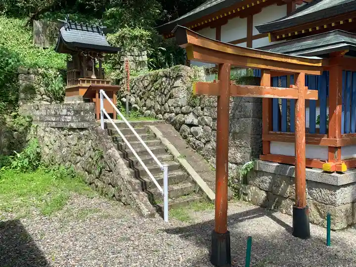 飛鳥神社の末社・摂社