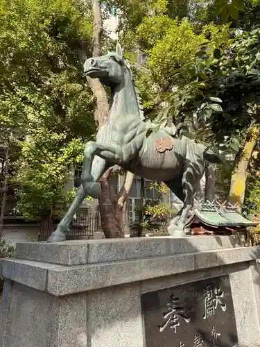 難波八阪神社の動物
