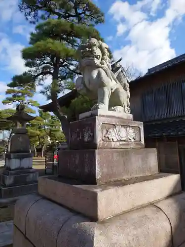 三条八幡宮の狛犬