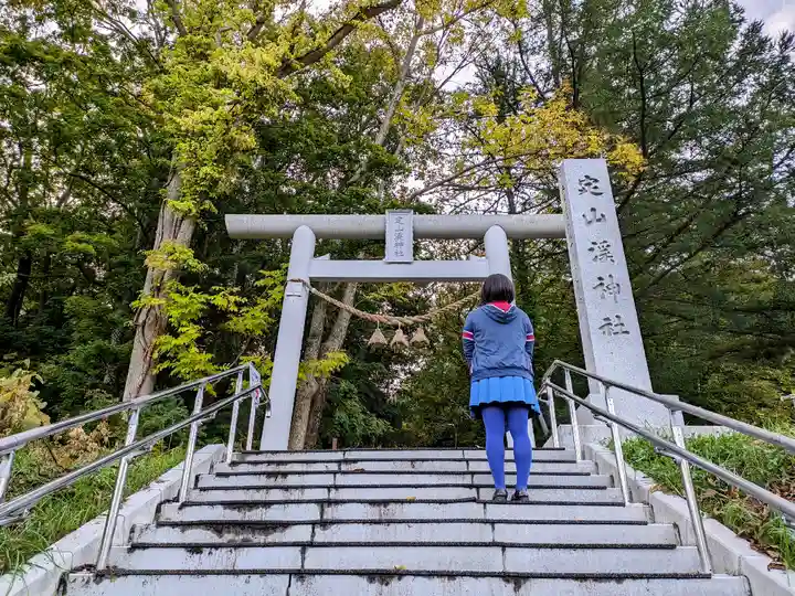 定山渓神社の鳥居