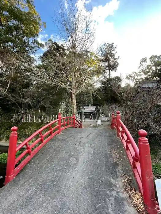 高倉神社の建物その他