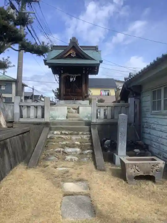 西蓮寺の末社・摂社