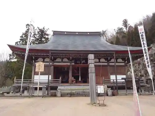 観音正寺の本殿