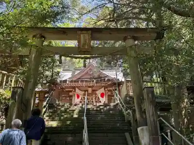 幣立神宮の{uncategorized: "未分類", other: "その他", undefined: "問題あり", building: "その他建物", grave: "お墓", sacred_gate: "鳥居", guardian: "狛犬", statue: "像", buddha: "仏像", history: "歴史", nature: "自然", garden: "庭園", animal: "動物", pagoda: "塔", temizu: "手水舎", mountain_gate: "山門・神門", sanctuary: "本殿・本堂", subordinate: "末社・摂社", art: "芸術", scenery: "景色", jizo: "地蔵", ema: "絵馬", goshuin: "御朱印", omikuji: "おみくじ", items: "授与品その他", amulet: "お守り", goshuincho: "御朱印帳", eats: "食事", festival: "お祭り", votive_dance: "神楽", shichigosan: "七五三参", wedding: "結婚式", experience: "体験その他", initially: "初詣", around: "周辺", anti_infection: "感染症対策"}