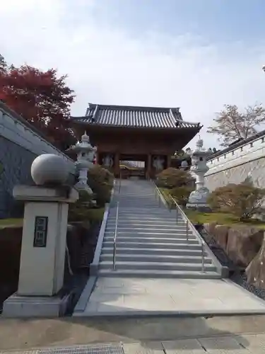 津竜院の山門・神門
