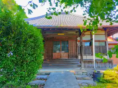 極楽寺の本殿・本堂